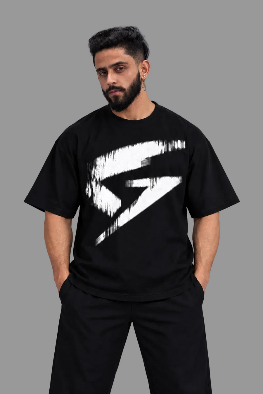 NO LIMITS TEE